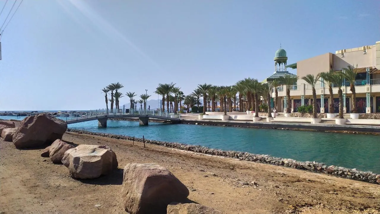 Caravan Дом На Колесах Караван Лодж Кемпинг Дом Фургон Hotel Eilat 0*,  Israel